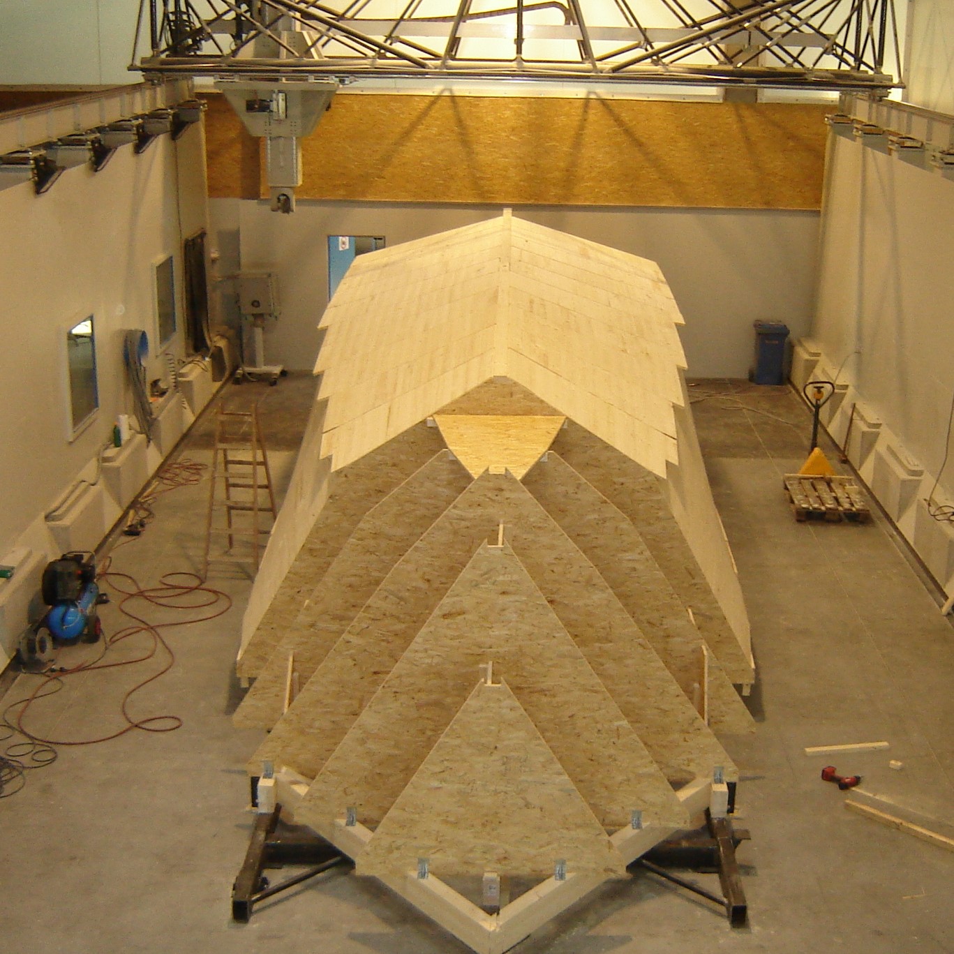 CNC Plug & Mold Milling | Large Scale Tooling | Anker-Tec